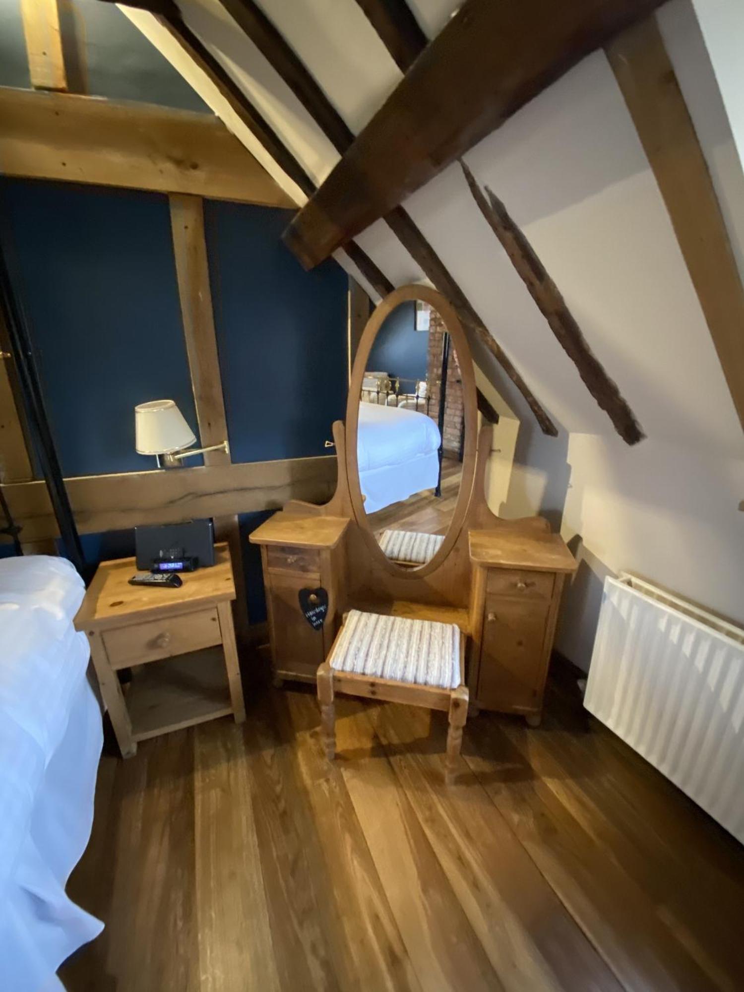 Hotel Sebastians Oswestry Zimmer foto